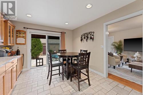 4271 Barton Crescent, Windsor, ON - Indoor Photo Showing Dining Room