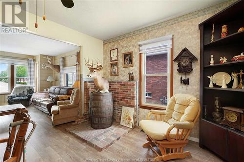 65 North Street, Amherstburg, ON - Indoor Photo Showing Living Room With Fireplace