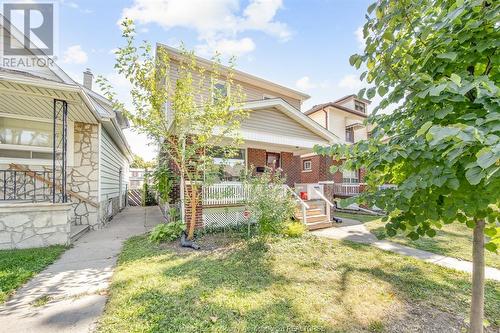 1362 Hall Avenue, Windsor, ON - Outdoor