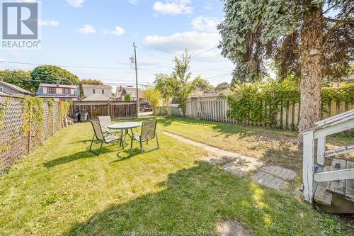 1362 Hall Avenue, Windsor, ON - Outdoor