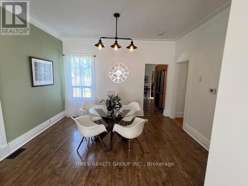 27 Woodbine Crescent, Hamilton (Strathcona), ON - Indoor Photo Showing Dining Room