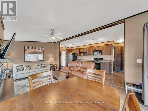 319 - 1501 Line 8 Road, Niagara-On-The-Lake, ON - Indoor