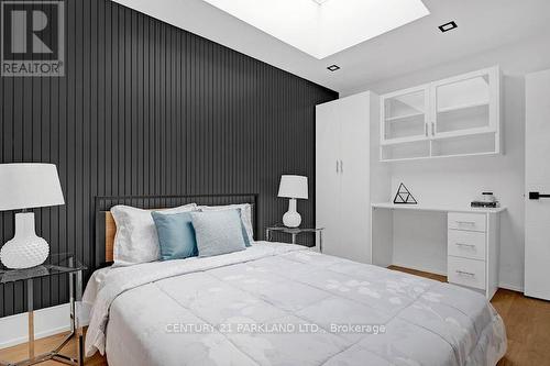 978 Carlaw Avenue, Toronto (Broadview North), ON - Indoor Photo Showing Bedroom