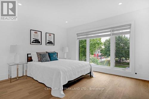 978 Carlaw Avenue, Toronto, ON - Indoor Photo Showing Bedroom