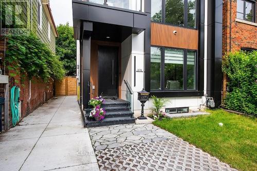 978 Carlaw Avenue, Toronto, ON - Outdoor