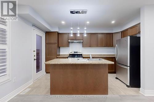 29 Kinrade Crescent, Ajax, ON - Indoor Photo Showing Kitchen