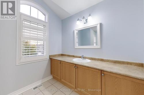 29 Kinrade Crescent, Ajax, ON - Indoor Photo Showing Bathroom