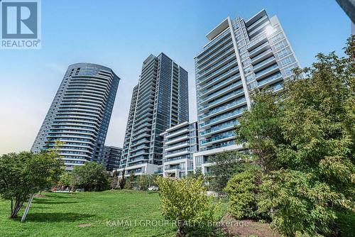 211 - 7165 Yonge Street, Markham (Grandview), ON - Outdoor With Facade