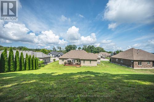 26 Wendat Trail, Springwater (Midhurst), ON - Outdoor