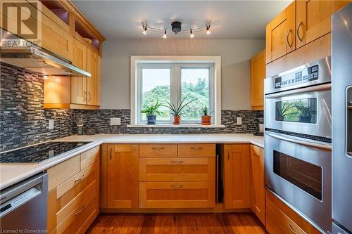 554 Baptist Church Road, Caledonia, ON - Indoor Photo Showing Kitchen