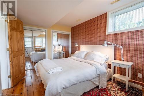 554 Baptist Church Road, Caledonia, ON - Indoor Photo Showing Bedroom