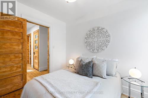 23 Mcmurray Avenue, Toronto, ON - Indoor Photo Showing Bedroom