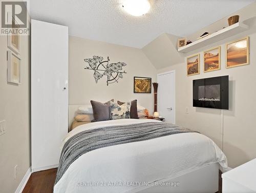 Th94 - 9 Windermere Avenue, Toronto, ON - Indoor Photo Showing Bedroom