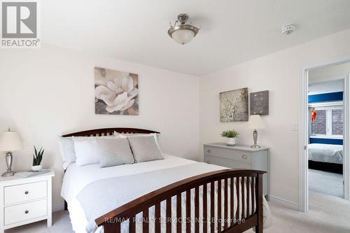 38 Fallview Circle, Caledon, ON - Indoor Photo Showing Bedroom