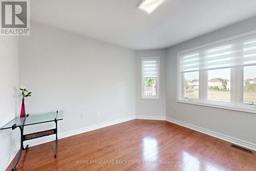 2883 Darien Road, Burlington, ON - Indoor Photo Showing Other Room