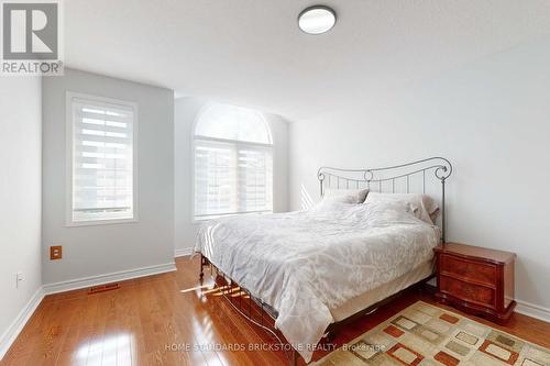 2883 Darien Road, Burlington (Rose), ON - Indoor Photo Showing Bedroom