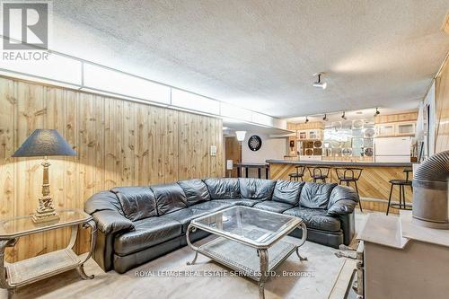 71 Neilson Drive, Toronto, ON - Indoor Photo Showing Living Room