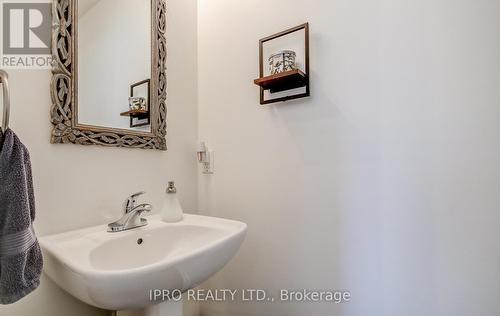 98 - 30 Fieldway Road, Toronto, ON - Indoor Photo Showing Bathroom