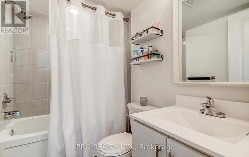 98 - 30 Fieldway Road, Toronto, ON - Indoor Photo Showing Bathroom