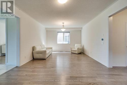 43 Rainbrook Close, Brampton (Sandringham-Wellington), ON - Indoor