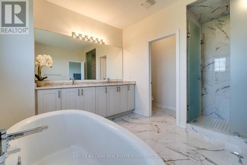 43 Rainbrook Close, Brampton (Sandringham-Wellington), ON - Indoor Photo Showing Bathroom