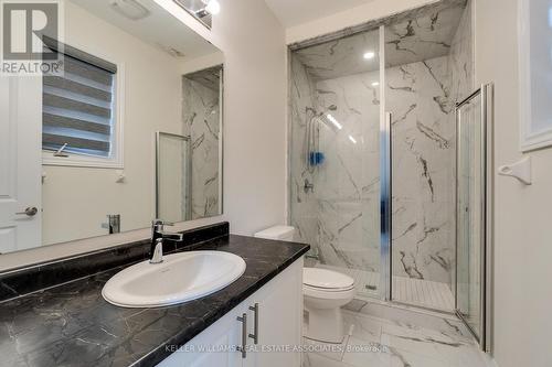 43 Rainbrook Close, Brampton (Sandringham-Wellington), ON - Indoor Photo Showing Bathroom