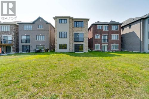 43 Rainbrook Close, Brampton (Sandringham-Wellington), ON - Outdoor With Facade