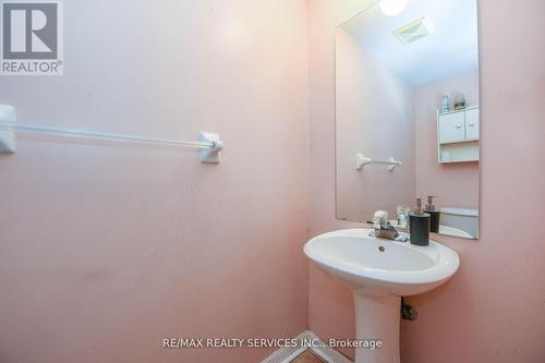 Upper - 172 Native Landing Crescent, Brampton (Fletcher'S Creek Village), ON - Indoor Photo Showing Bathroom