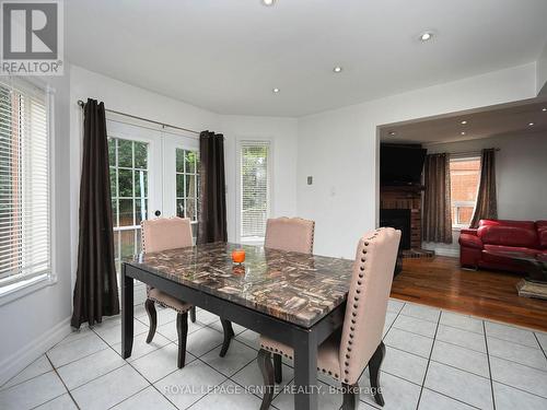 1466 Emerson Lane, Mississauga, ON - Indoor Photo Showing Dining Room