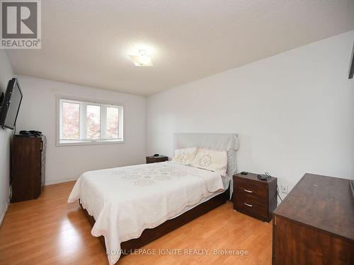 1466 Emerson Lane, Mississauga, ON - Indoor Photo Showing Bedroom