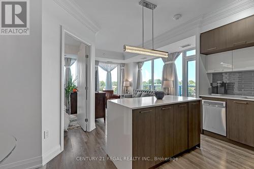 514 - 4800 Highway 7, Vaughan, ON - Indoor Photo Showing Kitchen With Upgraded Kitchen