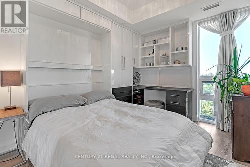 514 - 4800 Highway 7, Vaughan, ON - Indoor Photo Showing Bedroom