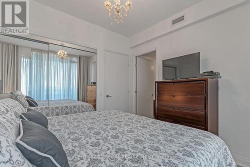 514 - 4800 Highway 7, Vaughan, ON - Indoor Photo Showing Bedroom