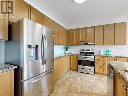 25 Heather Drive, Richmond Hill (Oak Ridges), ON - Indoor Photo Showing Kitchen With Stainless Steel Kitchen