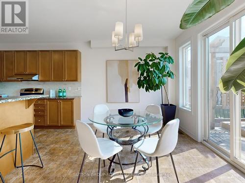 25 Heather Drive, Richmond Hill (Oak Ridges), ON - Indoor Photo Showing Dining Room