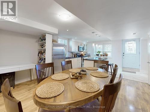 25 Heather Drive, Richmond Hill, ON - Indoor Photo Showing Dining Room