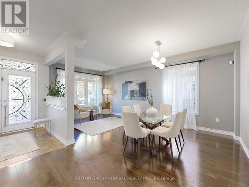 25 Heather Drive, Richmond Hill, ON - Indoor Photo Showing Dining Room