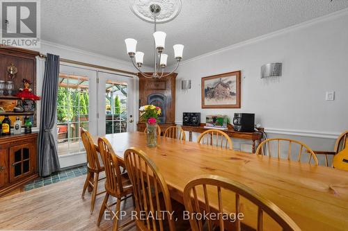 2948 Suntrac Drive, Ramara, ON - Indoor Photo Showing Dining Room