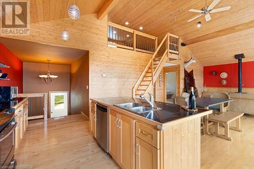 106 Carter Road, North Bruce Peninsula, ON - Indoor Photo Showing Kitchen With Double Sink