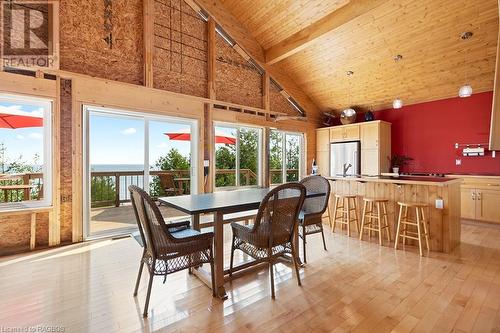 106 Carter Road, North Bruce Peninsula, ON - Indoor Photo Showing Dining Room