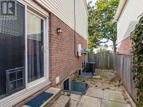 6501 Meltzer Mews, Mississauga, ON - Outdoor With Exterior