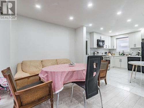 6501 Meltzer Mews, Mississauga, ON - Indoor Photo Showing Dining Room