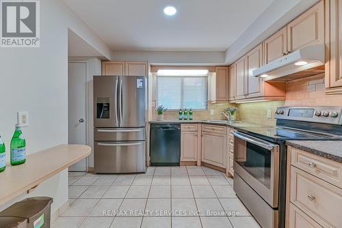 64 - 1330 Mississauga Valley Boulevard, Mississauga (Mississauga Valleys), ON - Indoor Photo Showing Kitchen