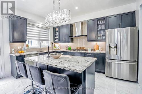 19 Argelia Crescent, Brampton, ON - Indoor Photo Showing Kitchen With Stainless Steel Kitchen With Upgraded Kitchen