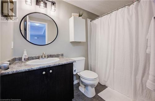 242 Rachel Crescent Unit# D, Kitchener, ON - Indoor Photo Showing Bathroom