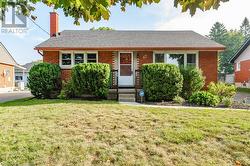 42 HARBER Avenue  Kitchener, ON N2C 1Y8