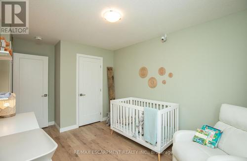 116 Columbus Gate, Hamilton, ON - Indoor Photo Showing Bedroom