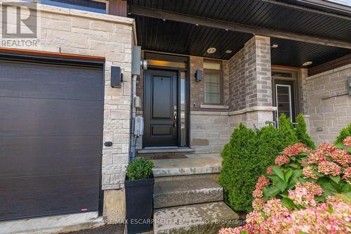 116 Columbus Gate, Hamilton, ON - Outdoor