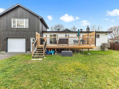 Cour - 863 Rue Du Domaine, Saint-Jean-Sur-Richelieu, QC - Outdoor With Deck Patio Veranda