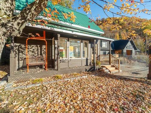 Exterior entrance - 1992 Ch. Du Village, Mont-Tremblant, QC - Outdoor